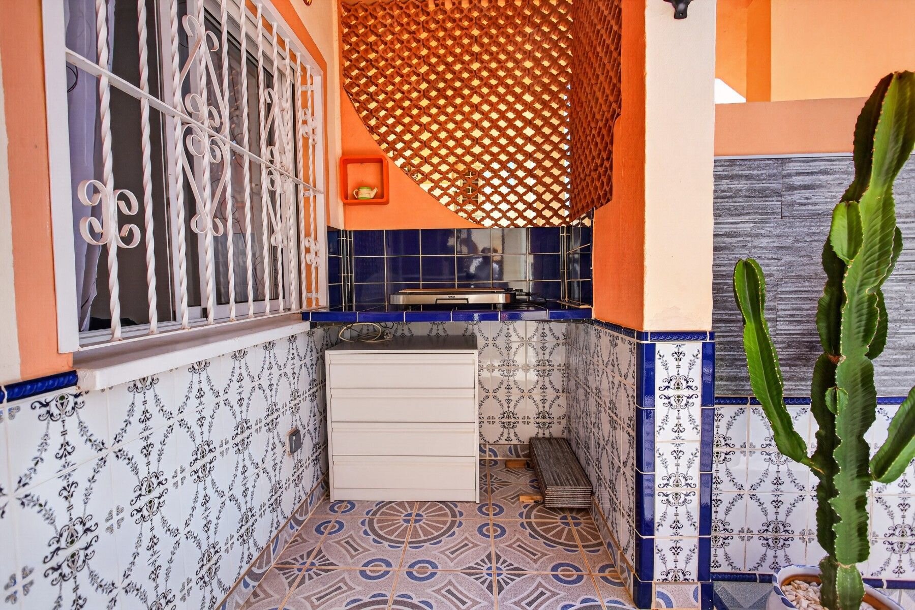 Mieszkanie z 2 Sypialniami w La Florida, Orihuela Costa - Image 19