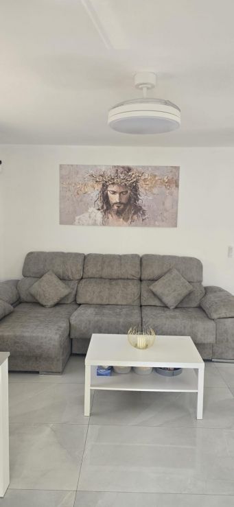 3-Bedroom Apartment in Acequion, Torrevieja - Image 11