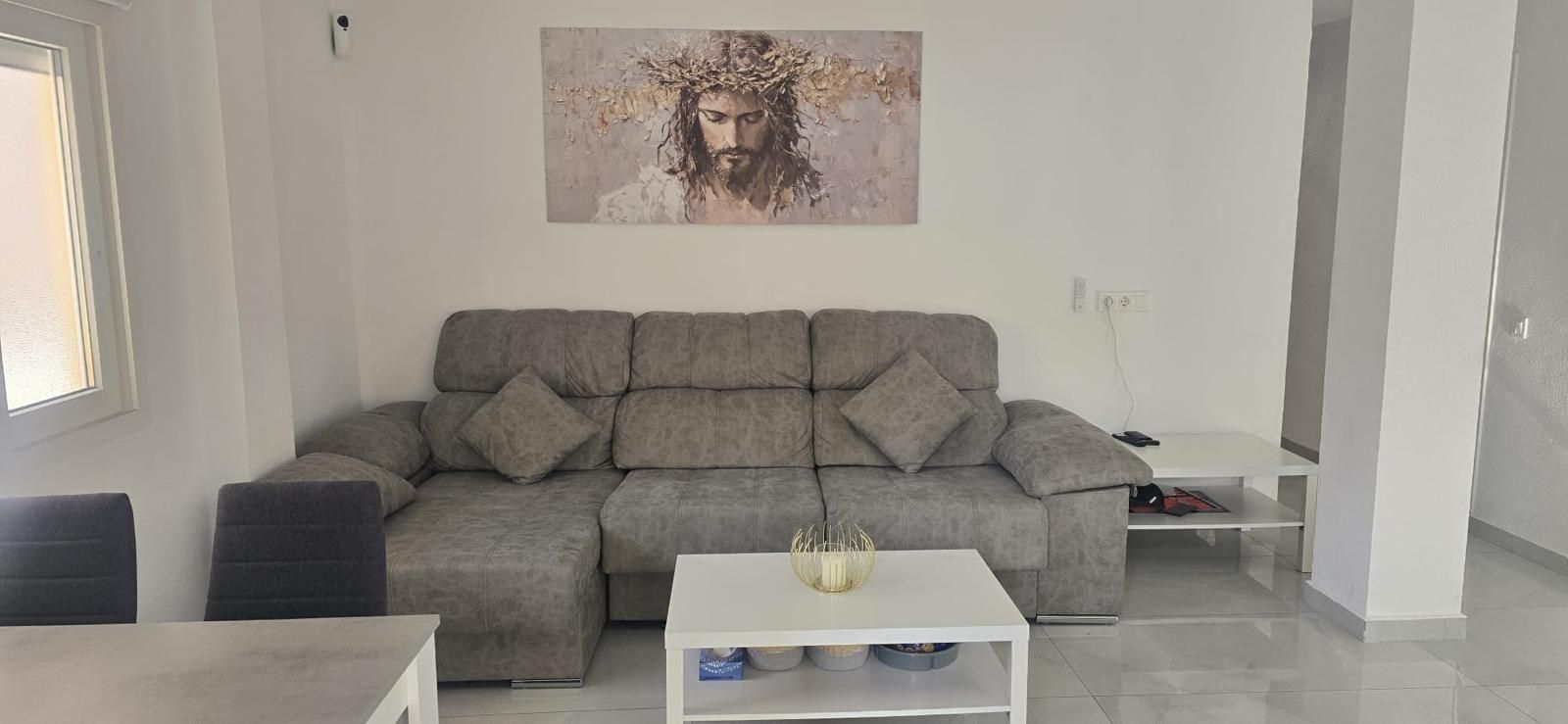 3-Bedroom Apartment in Acequion, Torrevieja - Image 13