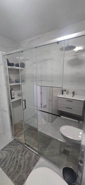 3-Bedroom Apartment in Acequion, Torrevieja - Image 4