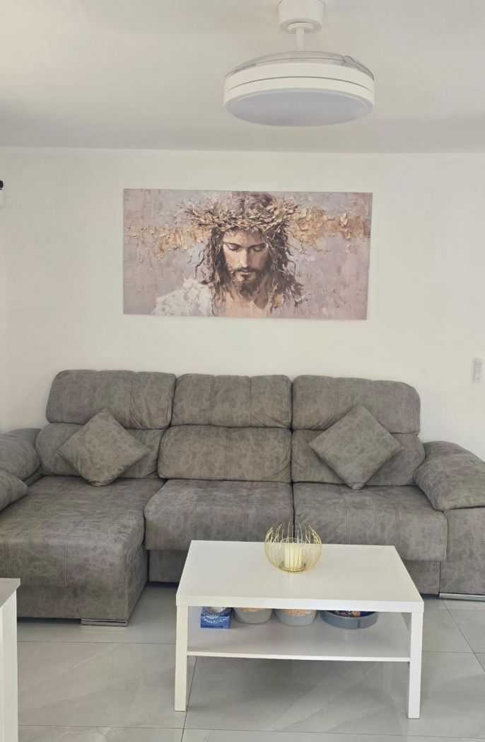 3-Bedroom Apartment in Acequion, Torrevieja - Image 9