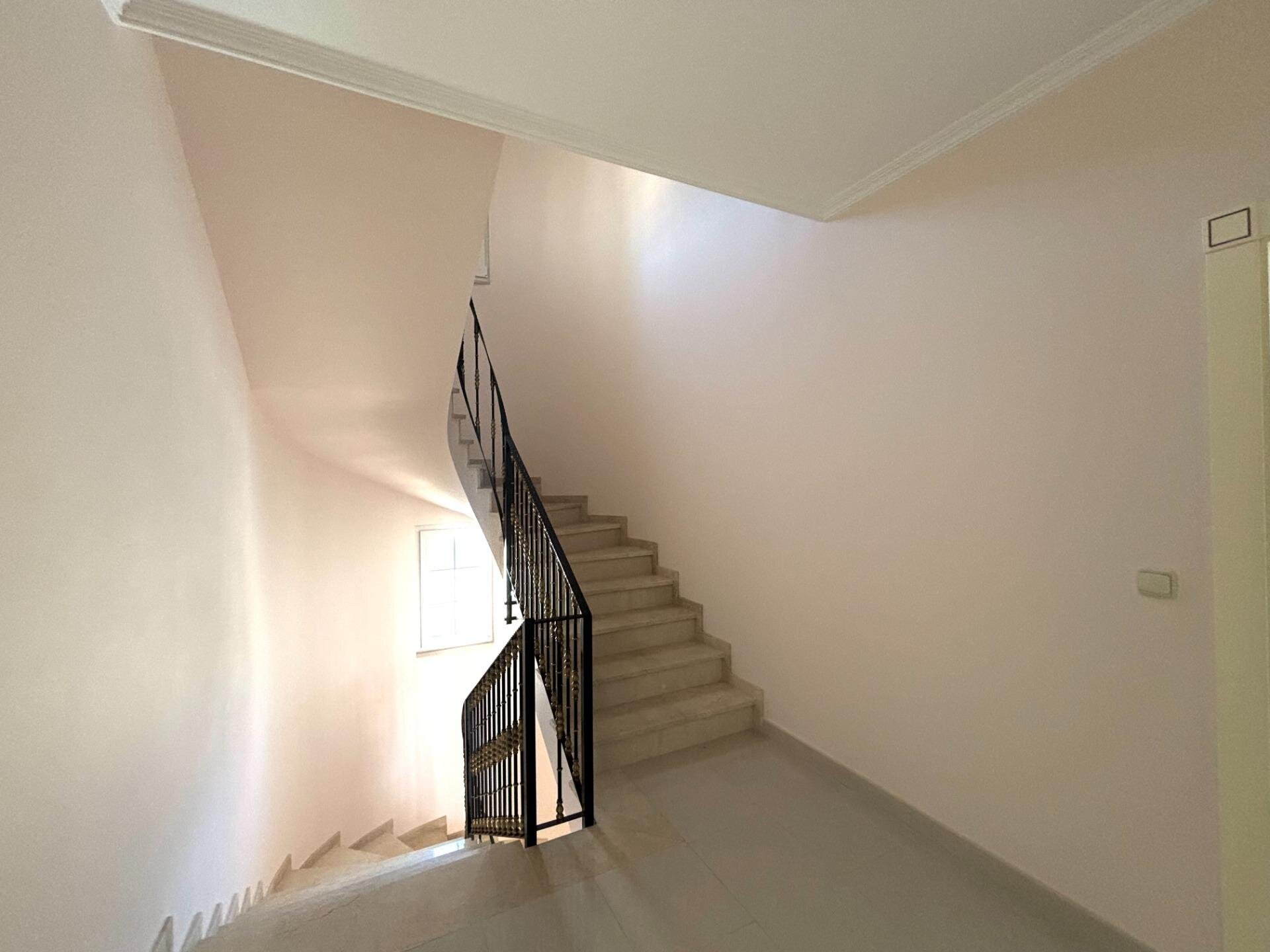 4-Bedroom Villa in Cabo Roig - Image 16