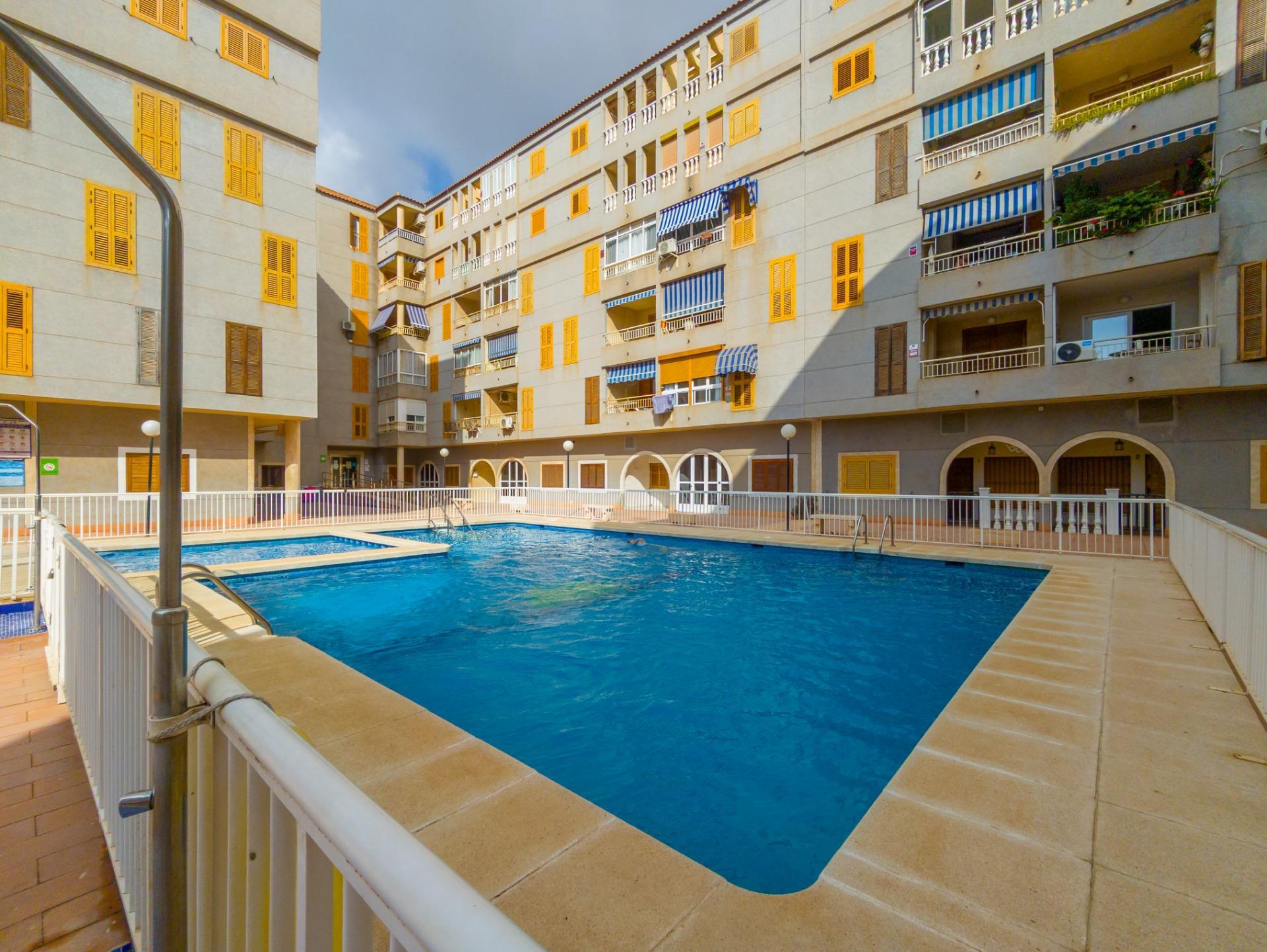 Appartement met 2 Slaapkamers in Playa de los Naufragos, Torrevieja - Image 20