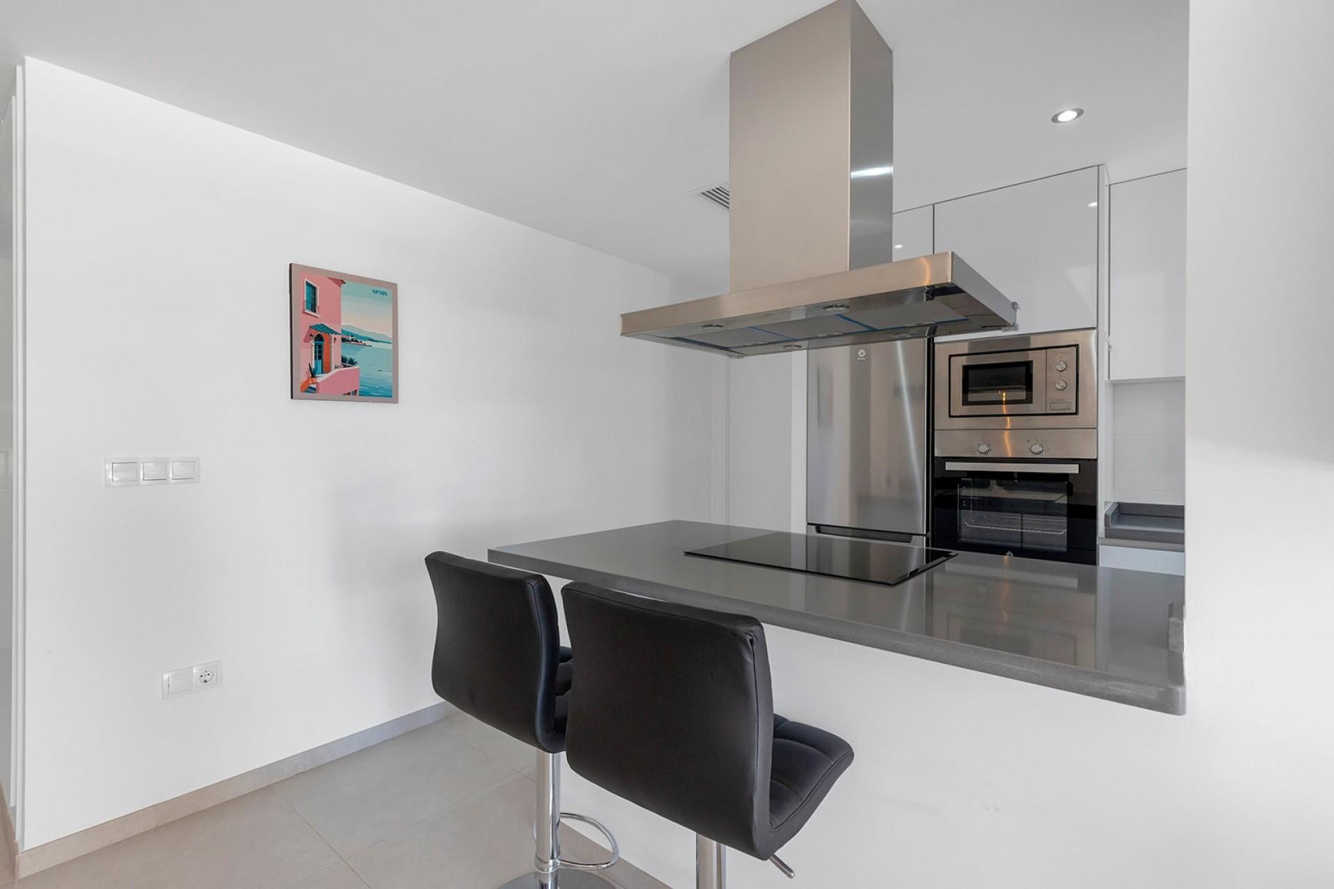 Apartamento de 2 Dormitorios en Los Dolses, Orihuela Costa - Image 10