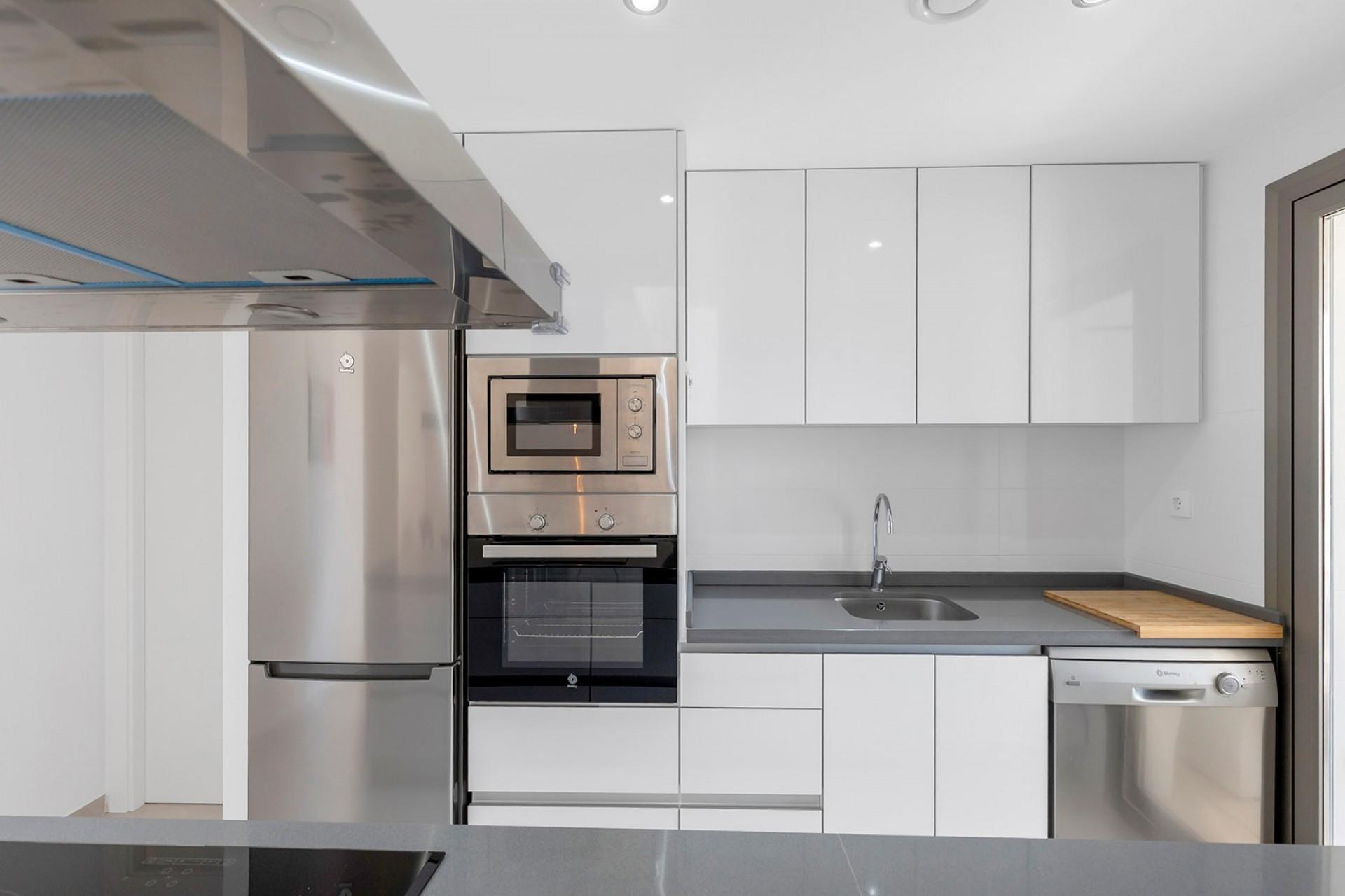 Apartamento de 2 Dormitorios en Los Dolses, Orihuela Costa - Image 11