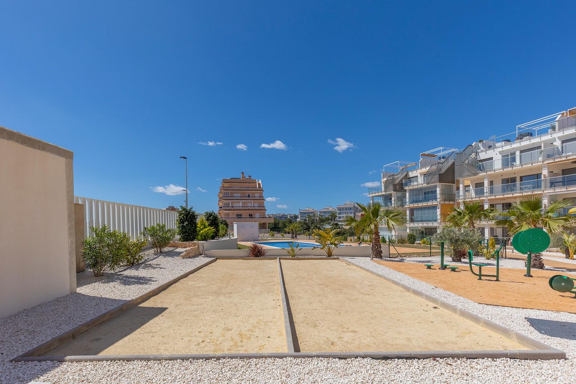 Apartamento de 2 Dormitorios en Los Dolses, Orihuela Costa - Image 29