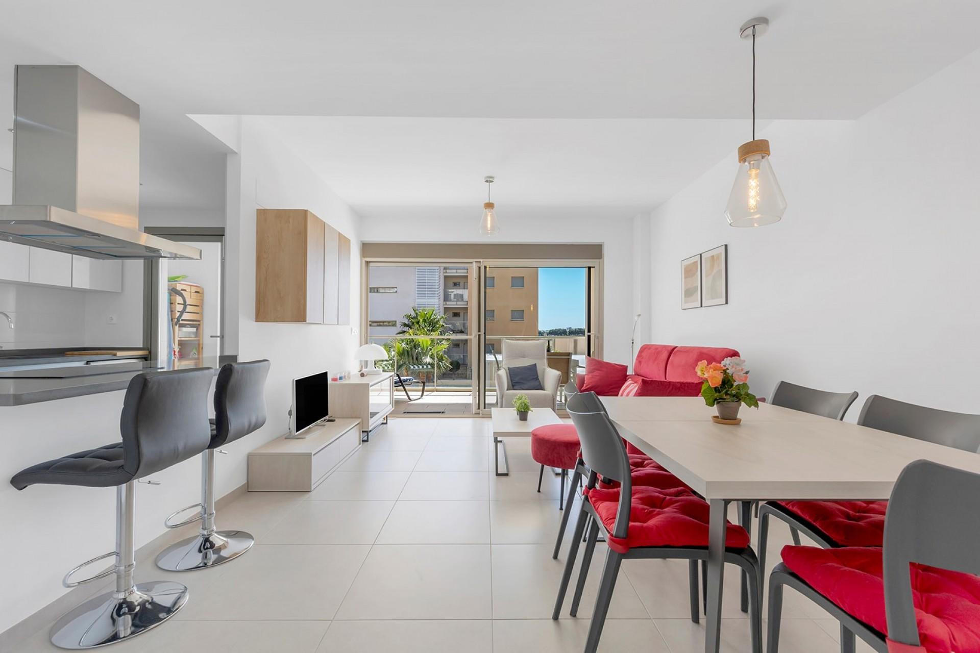 Apartamento de 2 Dormitorios en Los Dolses, Orihuela Costa - Image 4