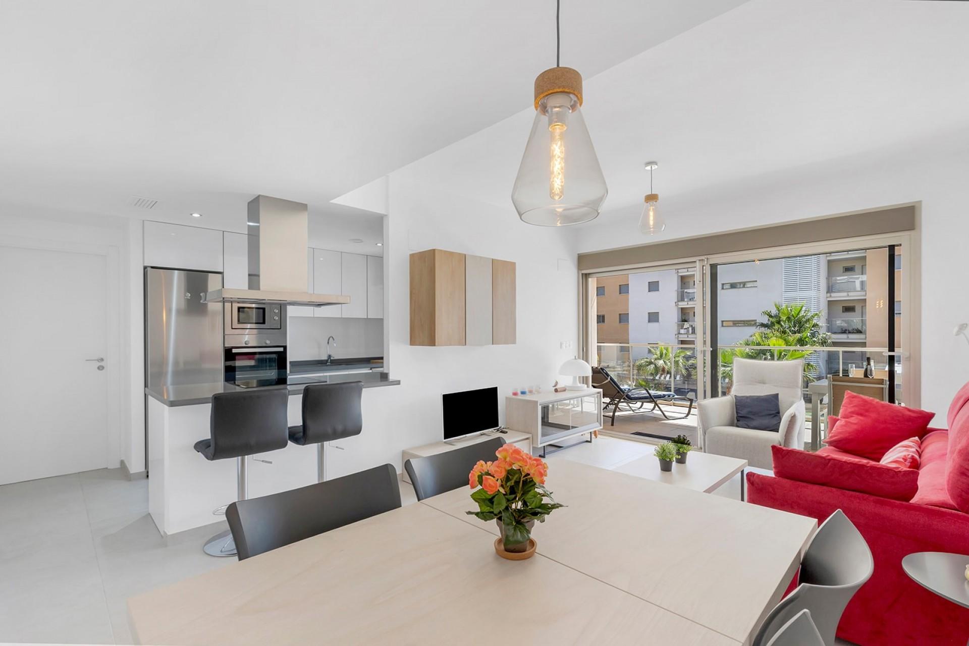 Apartamento de 2 Dormitorios en Los Dolses, Orihuela Costa - Image 8