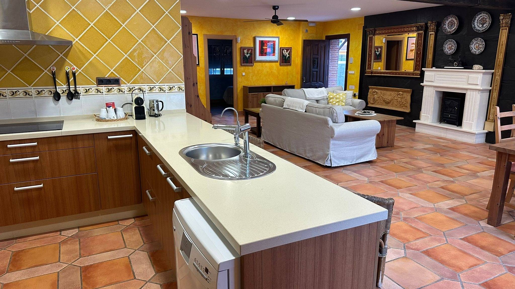 4-Bedroom Villa in Playa Principe, La Manga del Mar Menor - Image 22