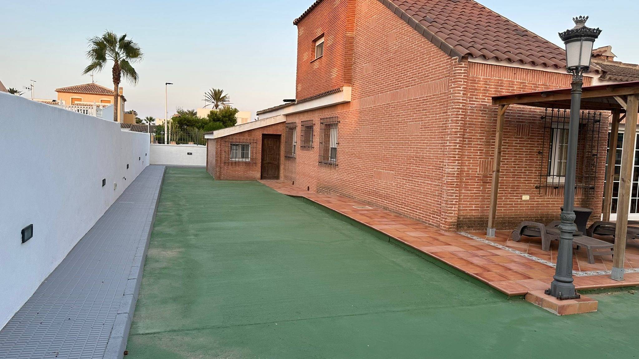 4-Bedroom Villa in Playa Principe, La Manga del Mar Menor - Image 6