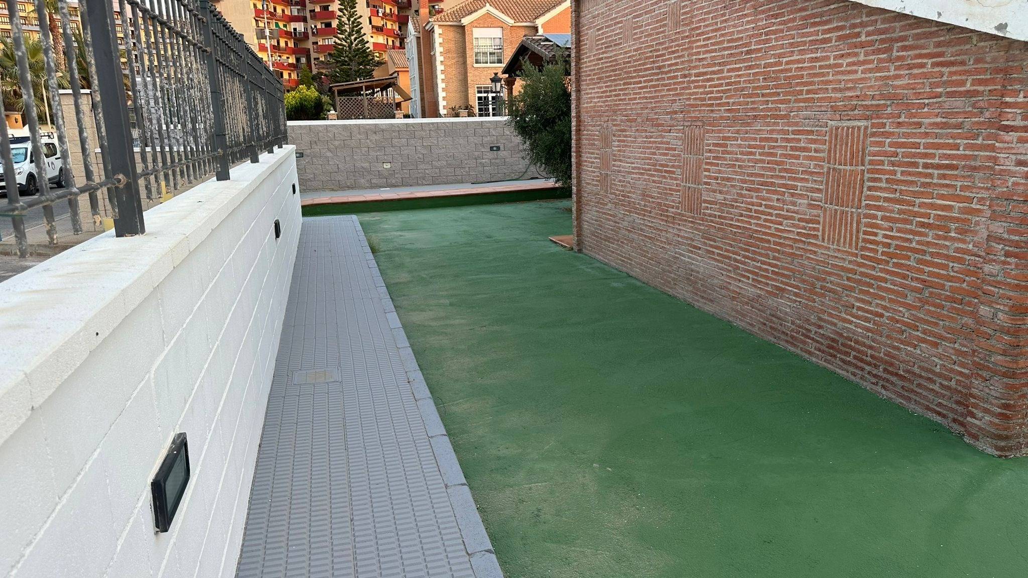 4-Bedroom Villa in Playa Principe, La Manga del Mar Menor - Image 8