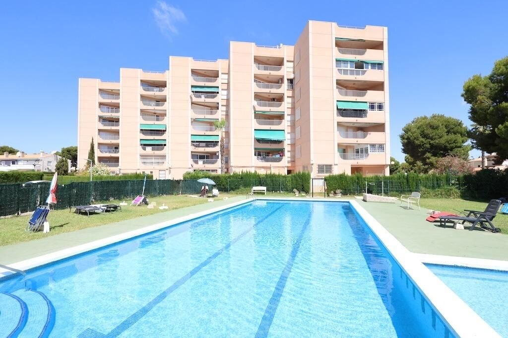 3-Bedroom Apartment in Lomas de Cabo Roig, Orihuela Costa - Image 1