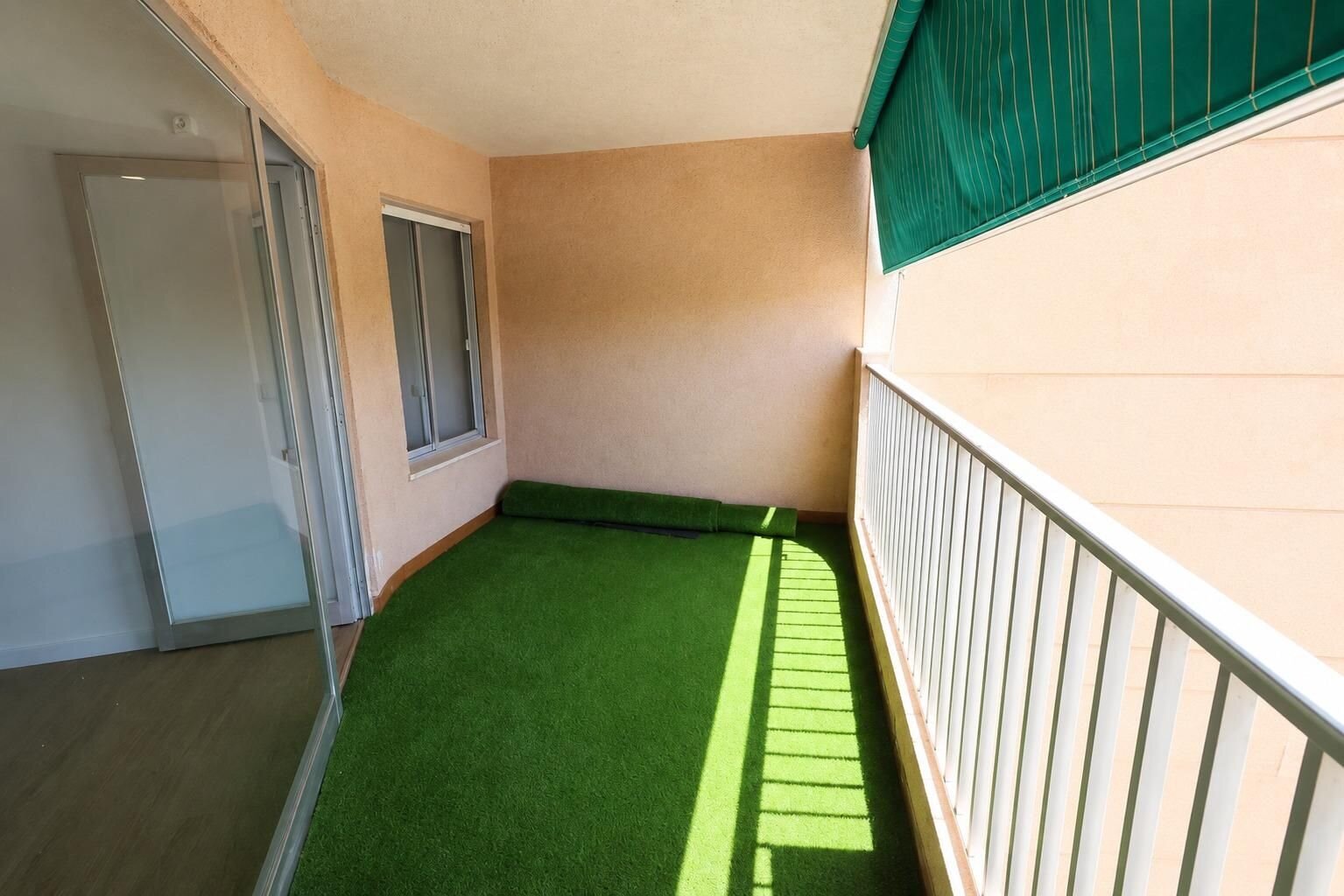 3-Bedroom Apartment in Lomas de Cabo Roig, Orihuela Costa - Image 11