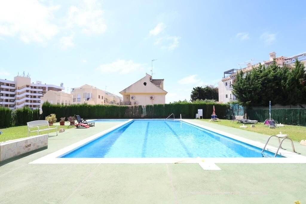 3-Bedroom Apartment in Lomas de Cabo Roig, Orihuela Costa - Image 14