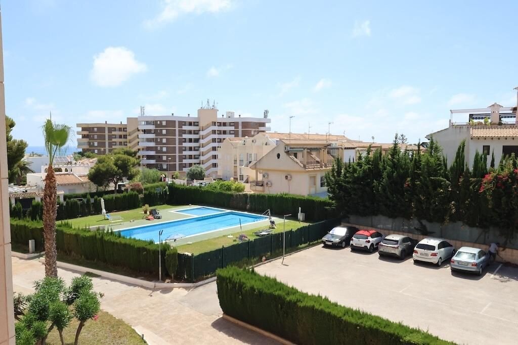 3-Bedroom Apartment in Lomas de Cabo Roig, Orihuela Costa - Image 15