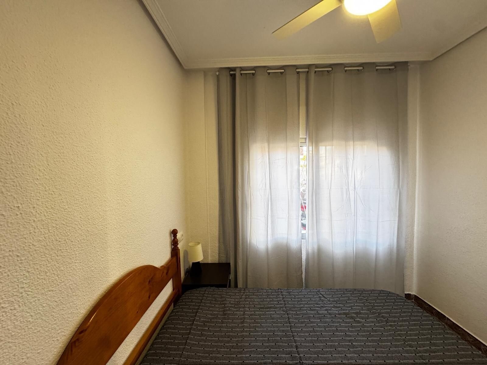2-Bedroom Apartment in La Puntica, Lo Pagan - Image 12
