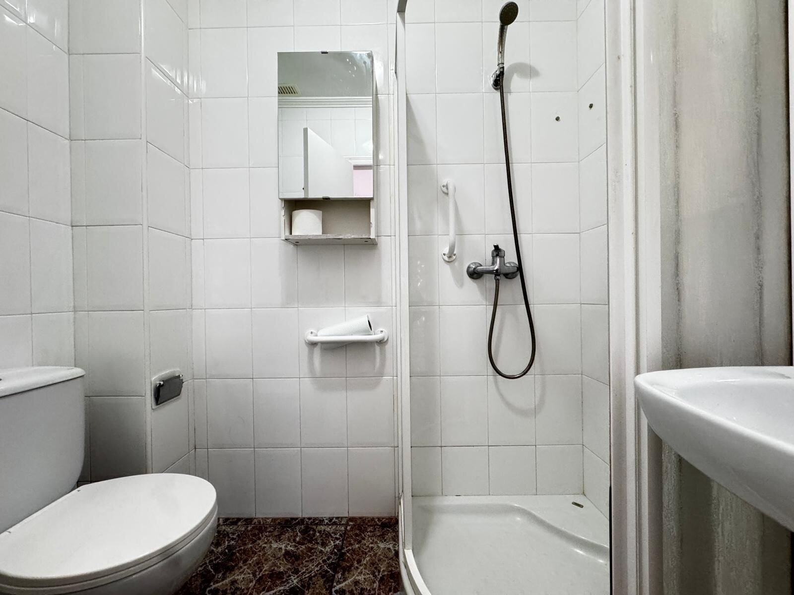 2-Bedroom Apartment in La Puntica, Lo Pagan - Image 17