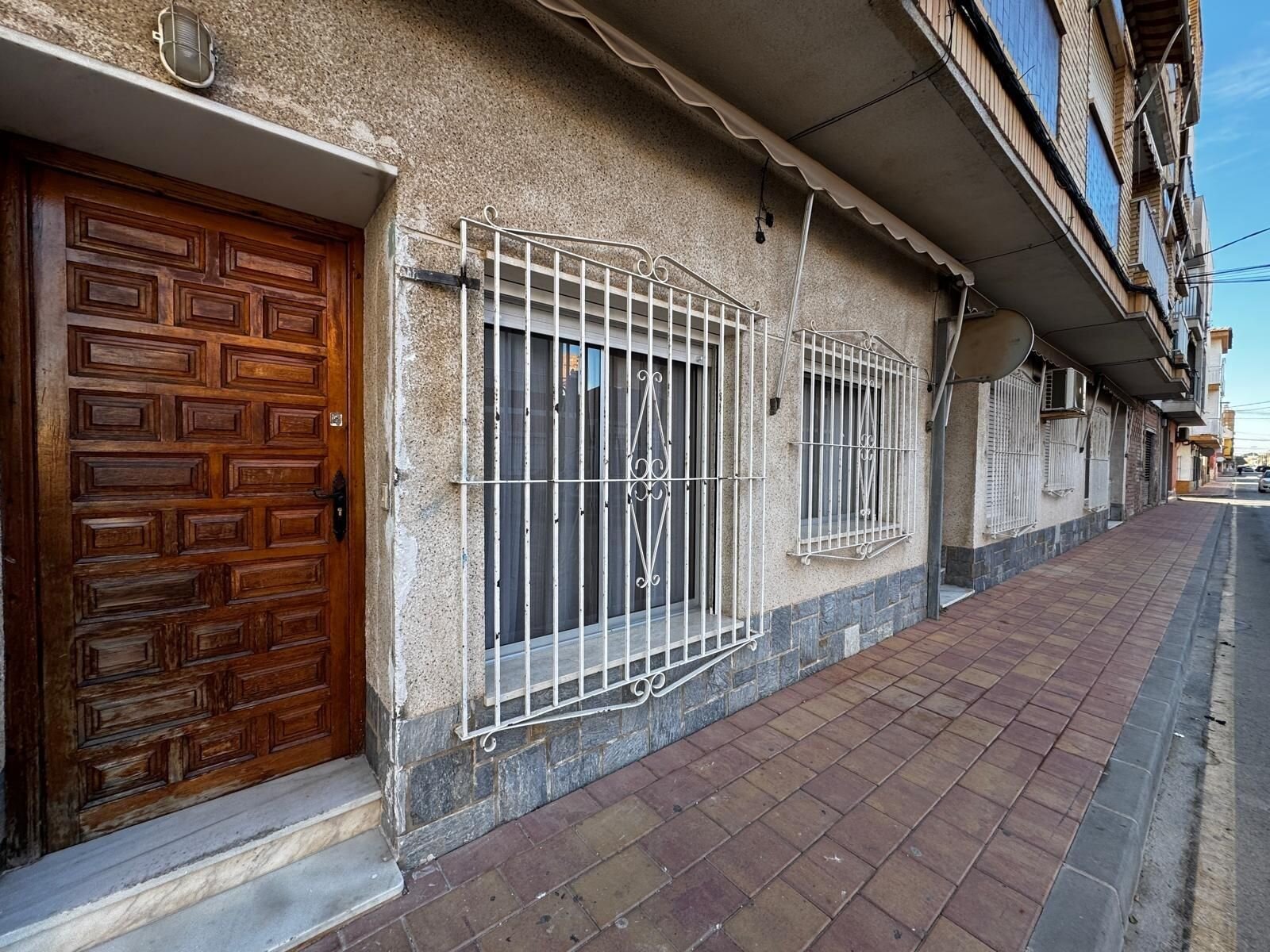 2-Bedroom Apartment in La Puntica, Lo Pagan - Image 2