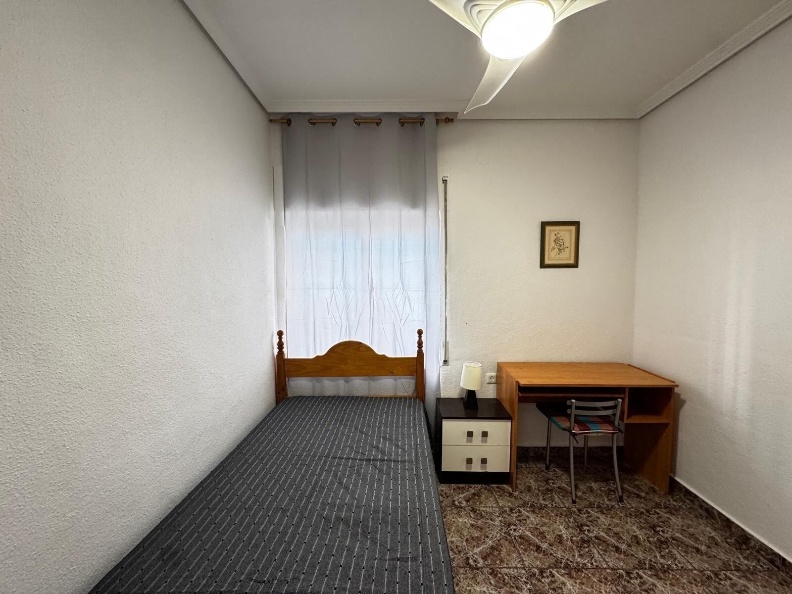 2-Bedroom Apartment in La Puntica, Lo Pagan - Image 23