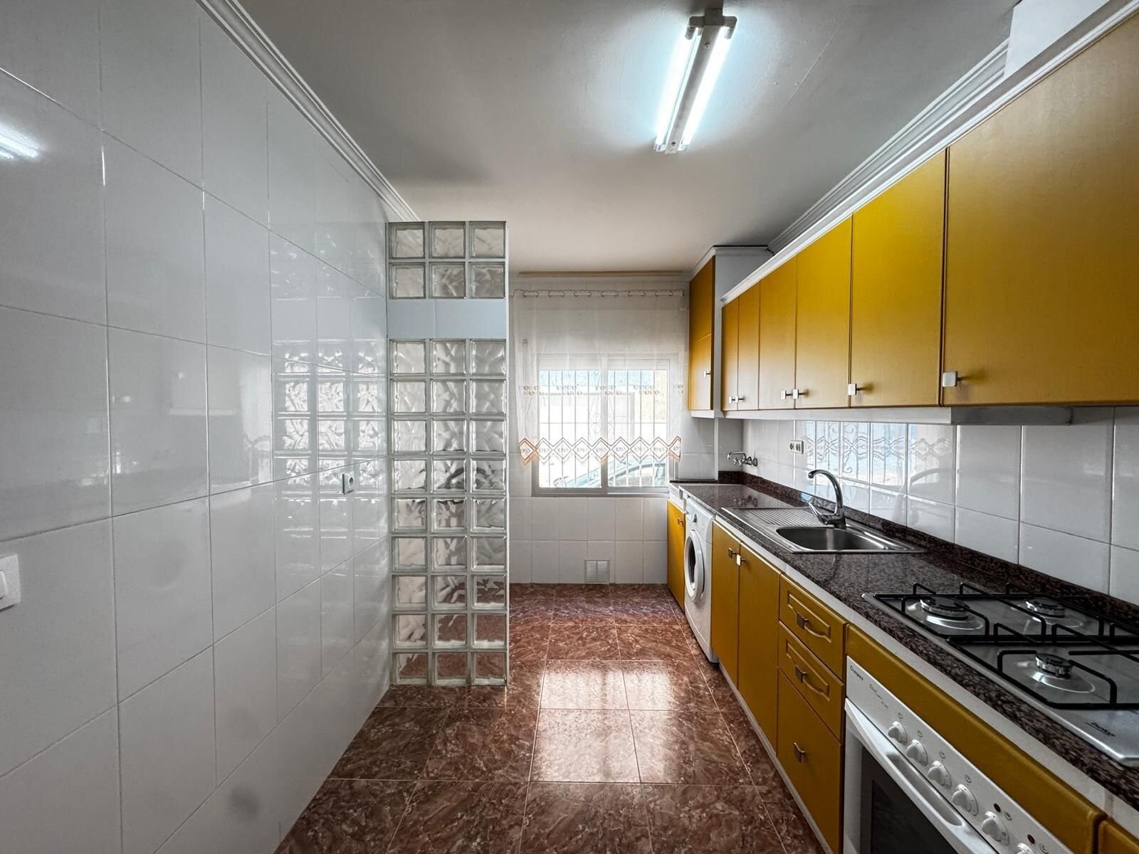 2-Bedroom Apartment in La Puntica, Lo Pagan - Image 27