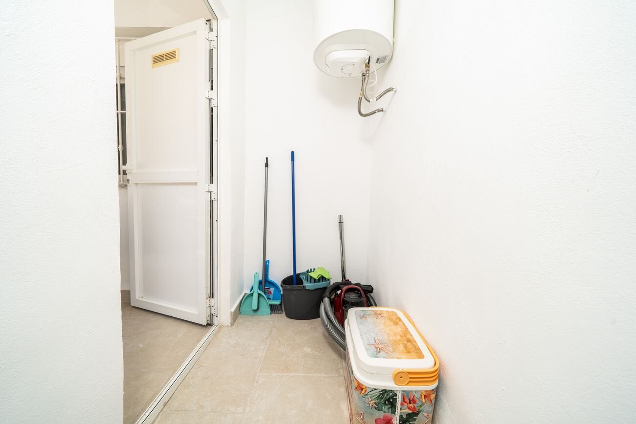 2-Bedroom Apartment in La Veleta, Torrevieja - Image 29