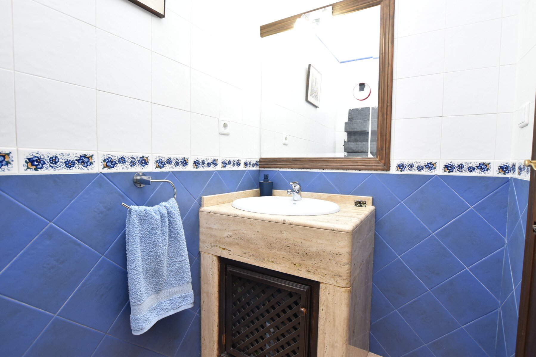 3-Bedroom Villa in Algorfa - Image 16