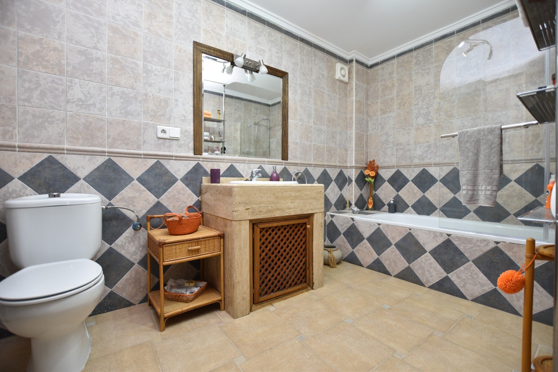 3-Bedroom Villa in Algorfa - Image 21