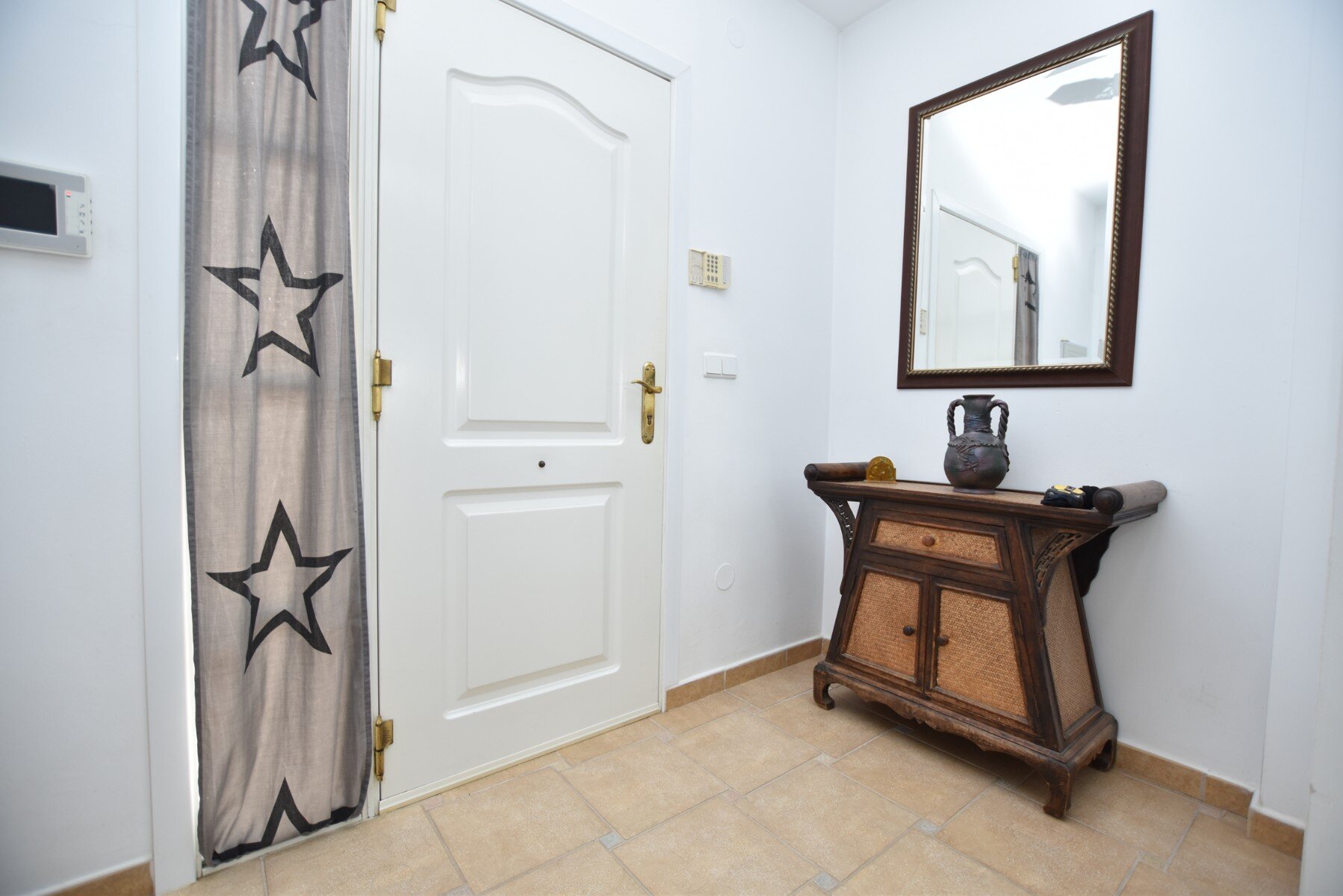 3-Bedroom Villa in Algorfa - Image 5