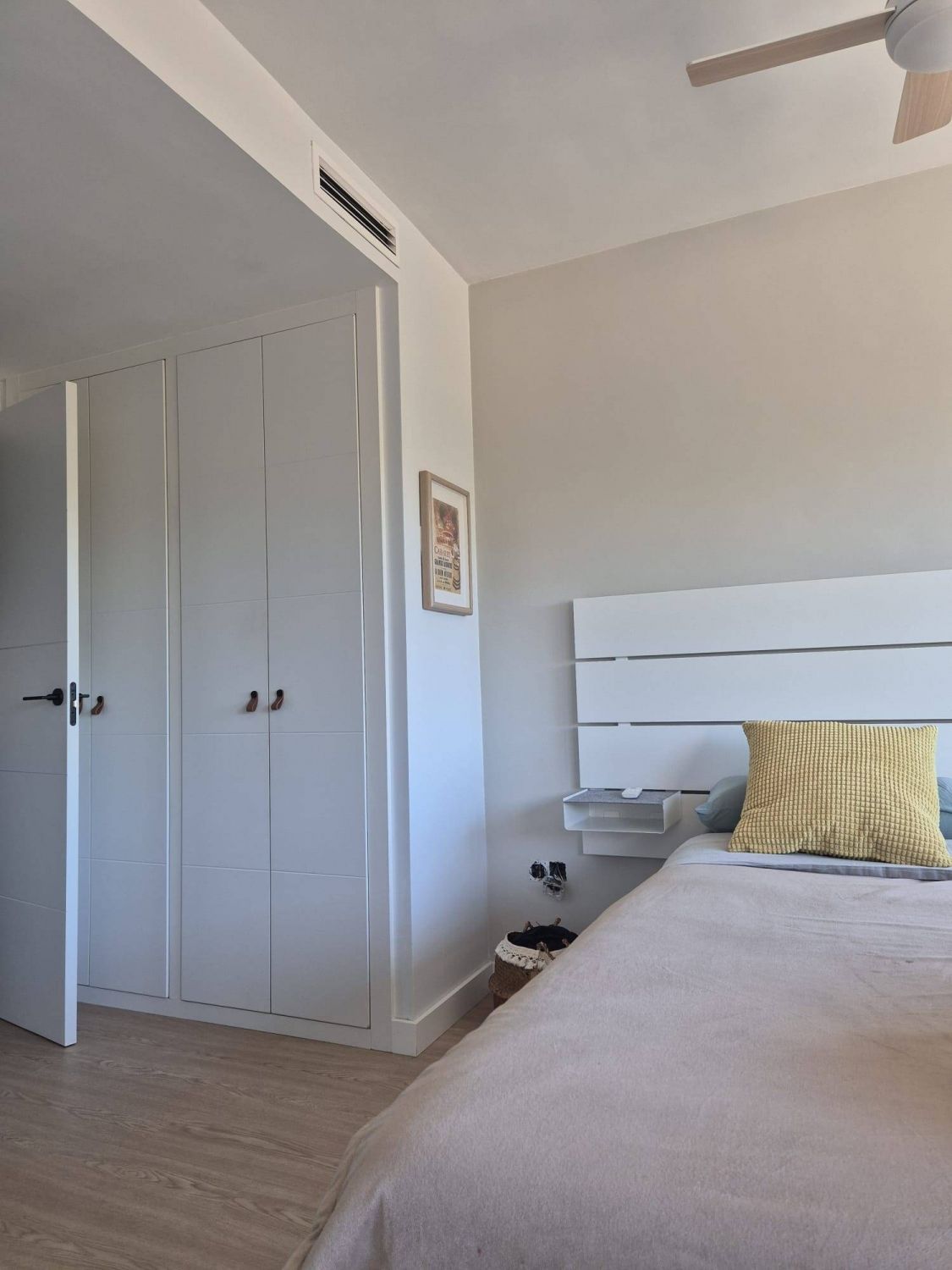 2-Bedroom Apartment in San Javier - Image 24