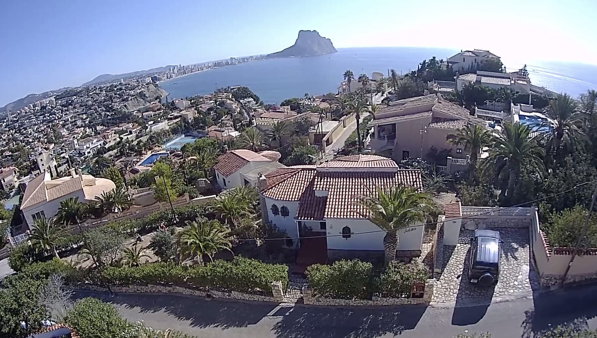 3-Bedroom Detached House in  Calpe | Sunny Casas - Costa ... - Image 4
