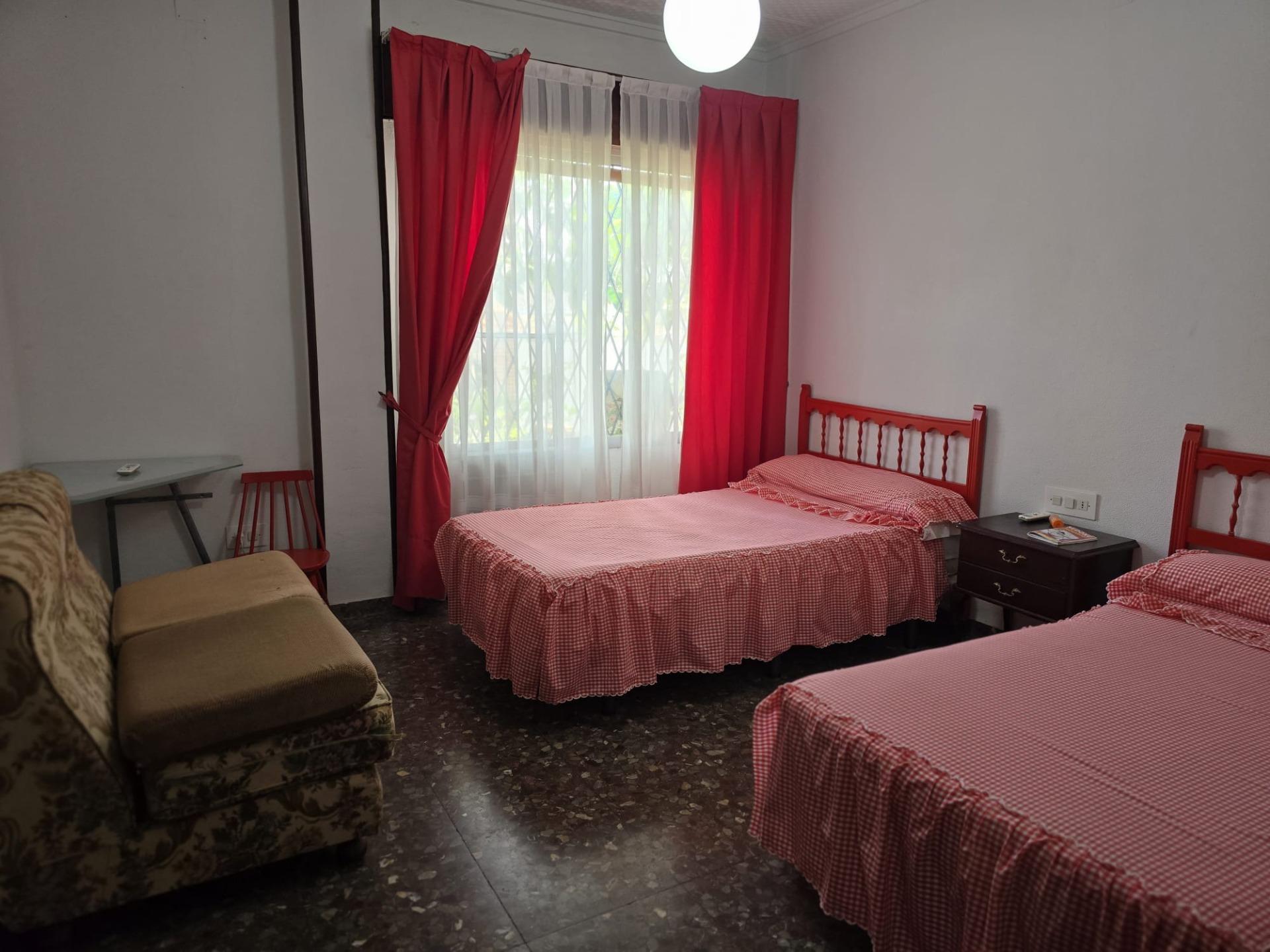 Villa met 7 Slaapkamers in Lomas de Cabo Roig, Orihuela Costa - Image 36