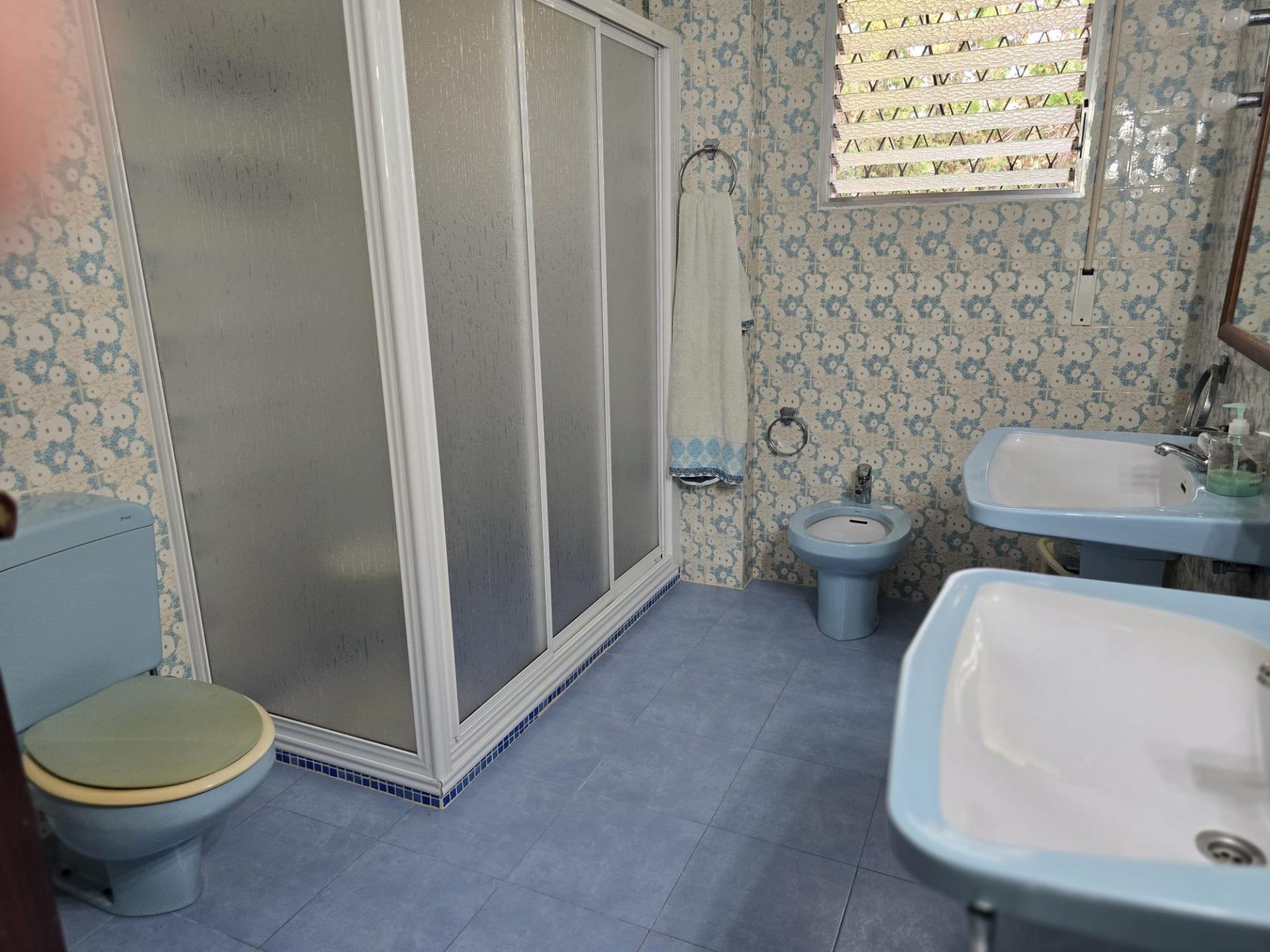 Villa met 7 Slaapkamers in Lomas de Cabo Roig, Orihuela Costa - Image 43