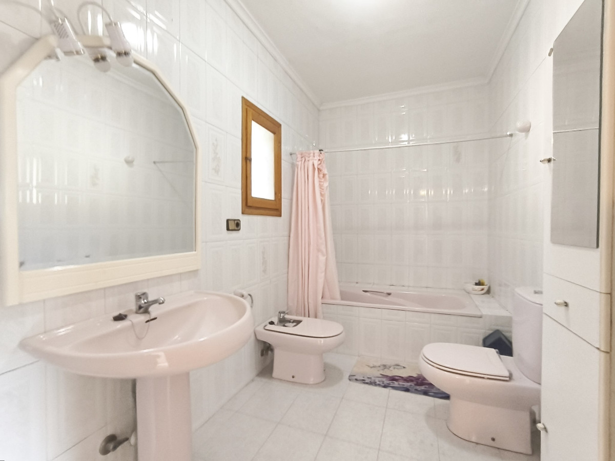 3-Zimmer Freistehende Villa in  Parcent | Sunny Casas - I... - Image 19