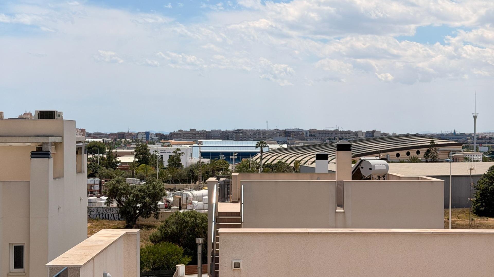 5-Bedroom Villa in Aguas Nuevas, Torrevieja - Image 42