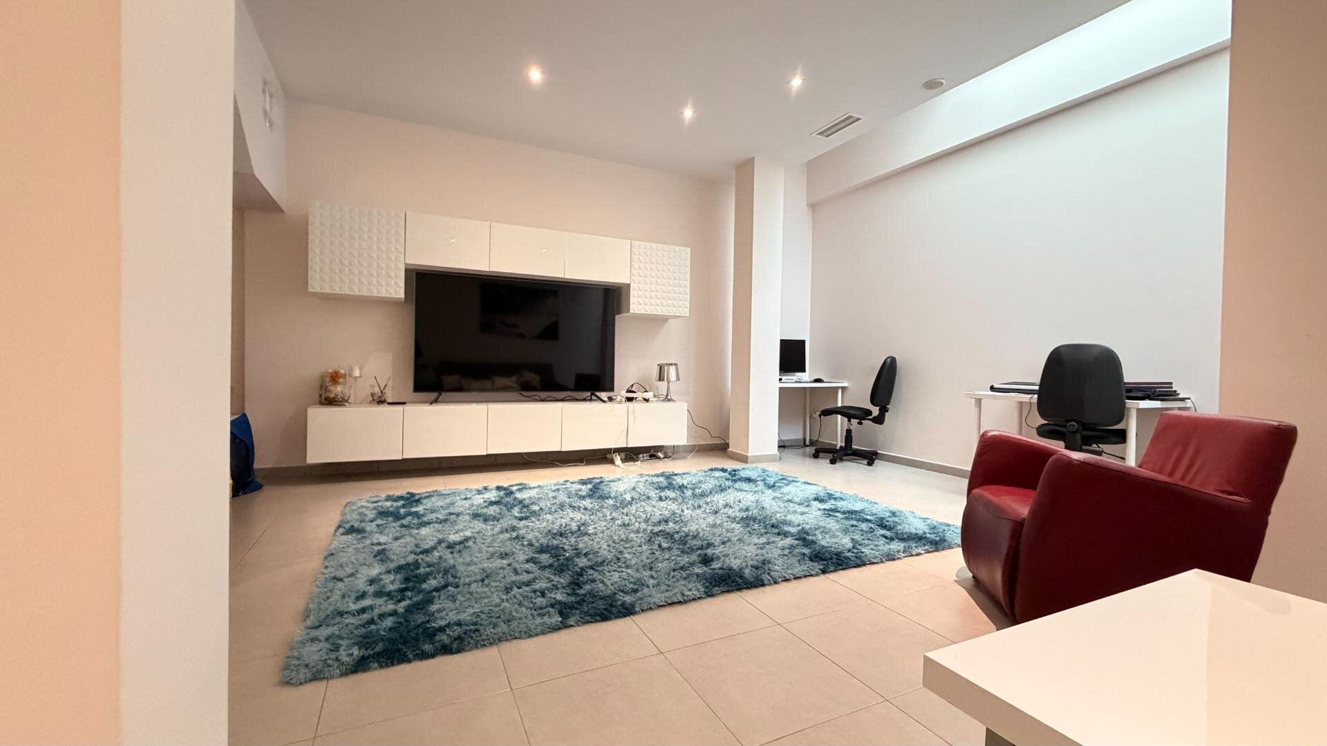 5-Bedroom Villa in Aguas Nuevas, Torrevieja - Image 49