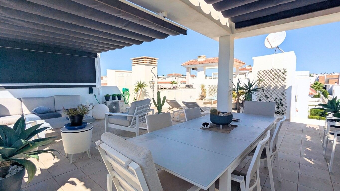 2-Bedroom Penthouse in Rojales - Image 20