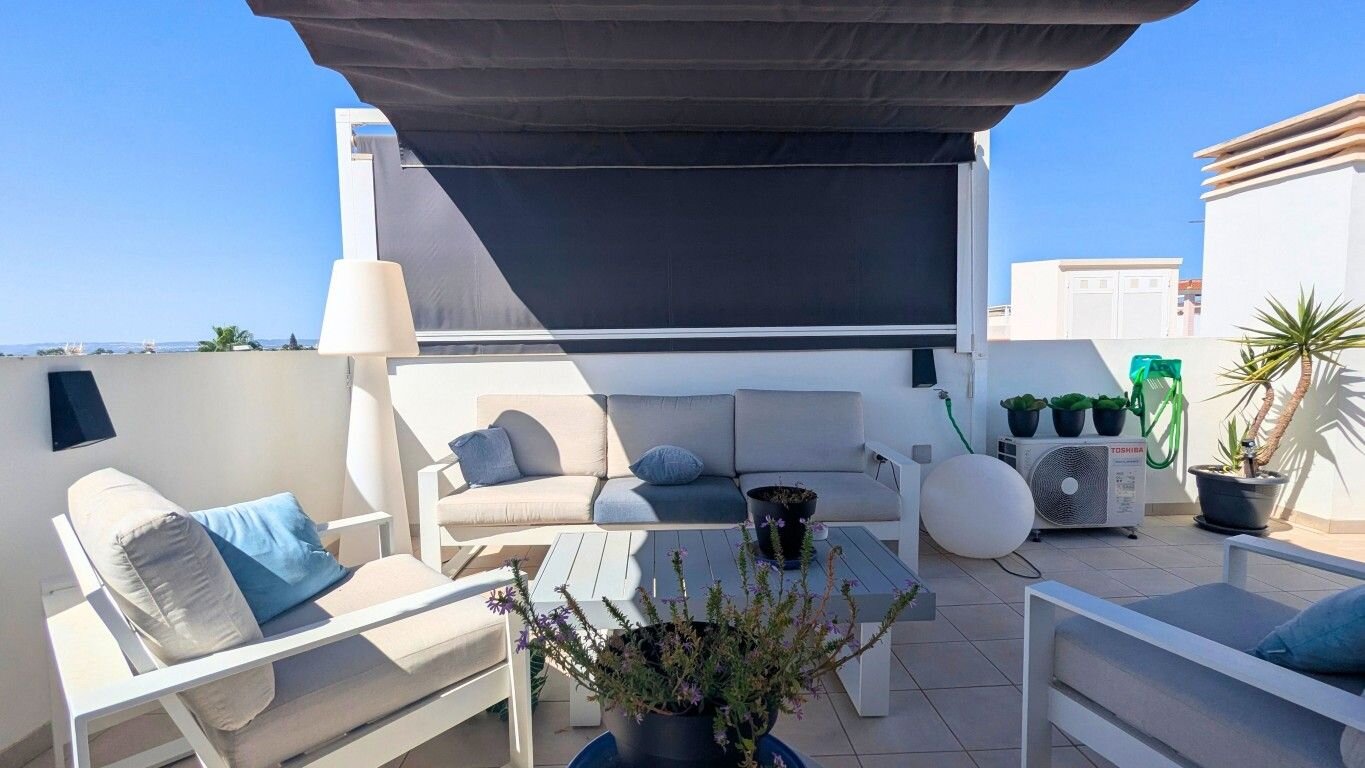 2-Bedroom Penthouse in Rojales - Image 21