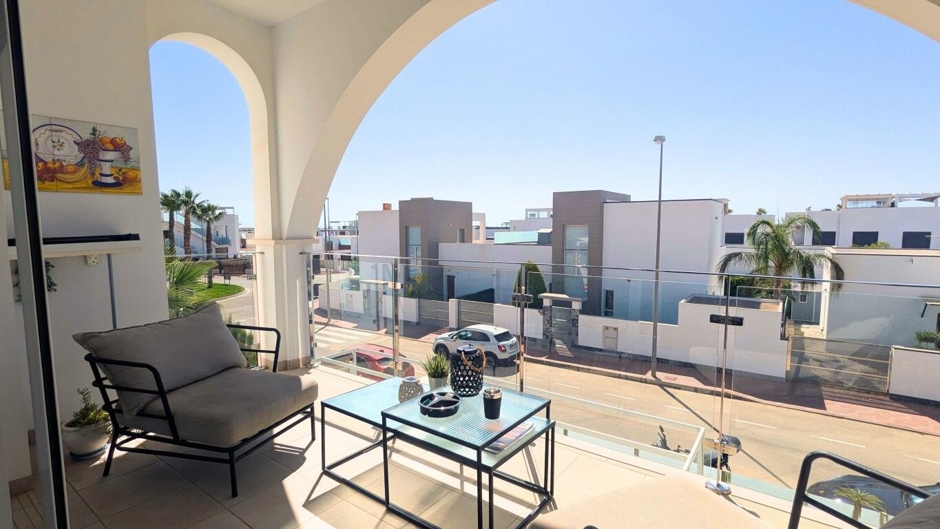 2-Bedroom Penthouse in Rojales - Image 28