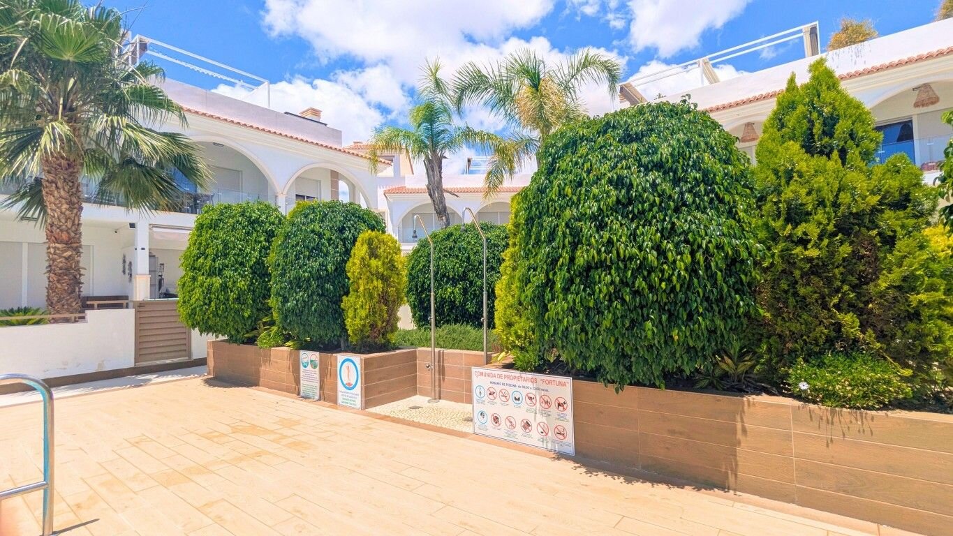 2-Bedroom Penthouse in Rojales - Image 31