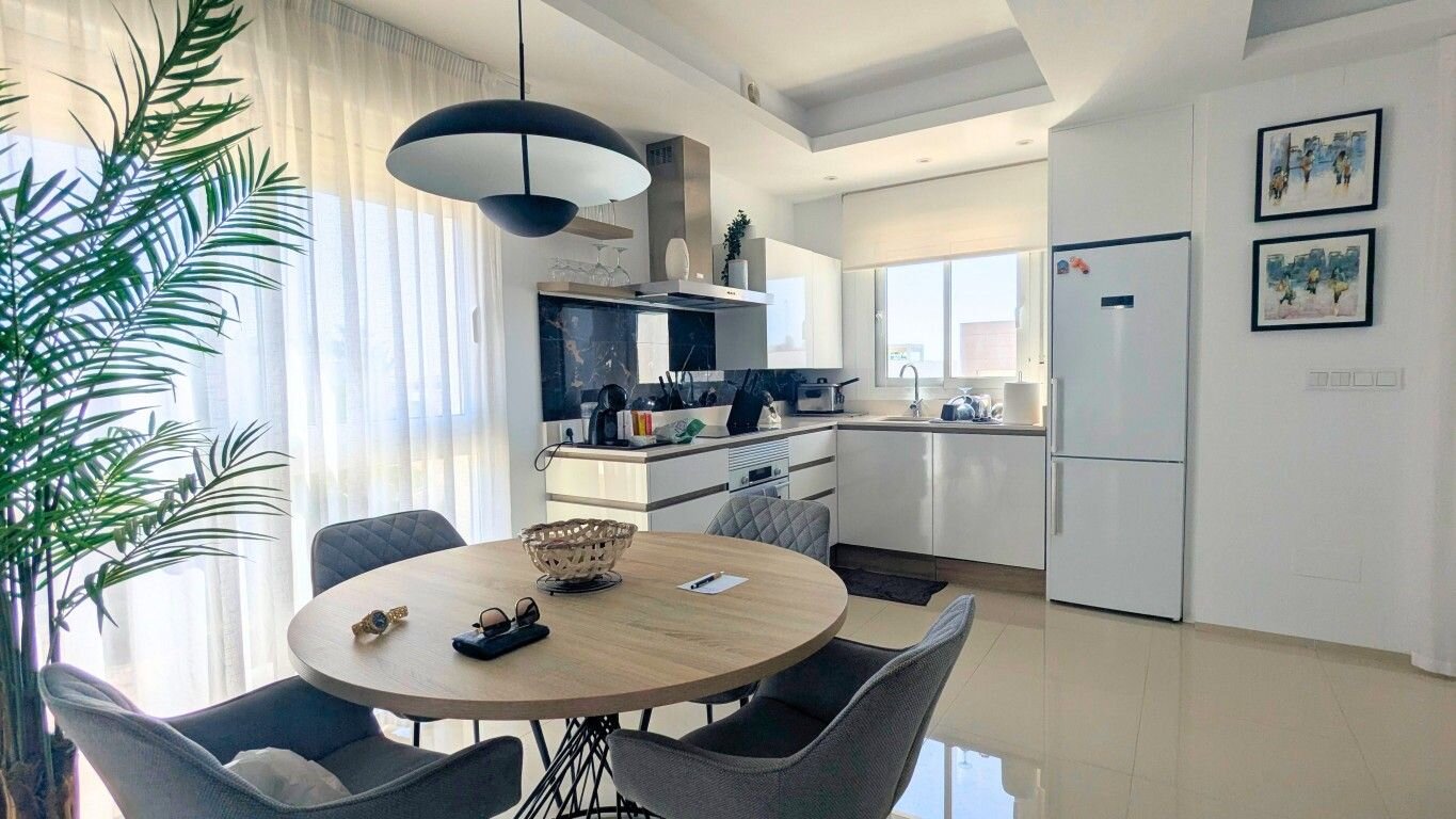 2-Bedroom Penthouse in Rojales - Image 8