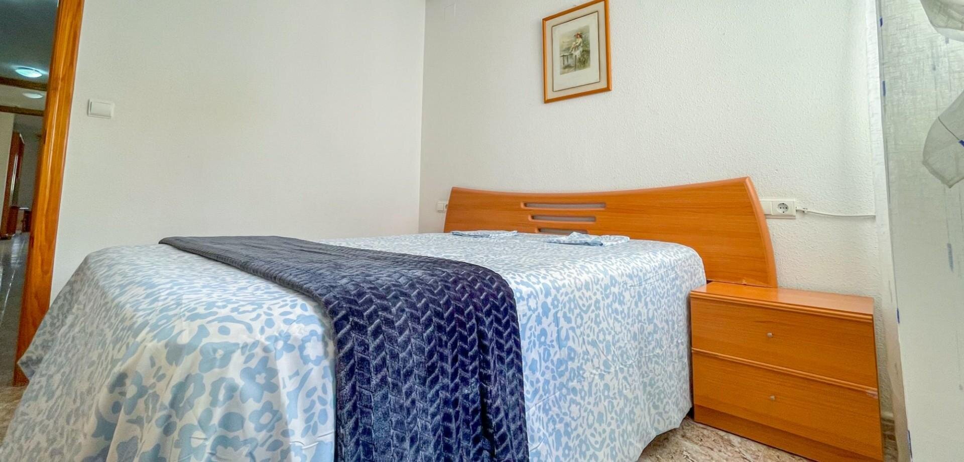 3-Bedroom Apartment in Centro, Torrevieja - Image 9