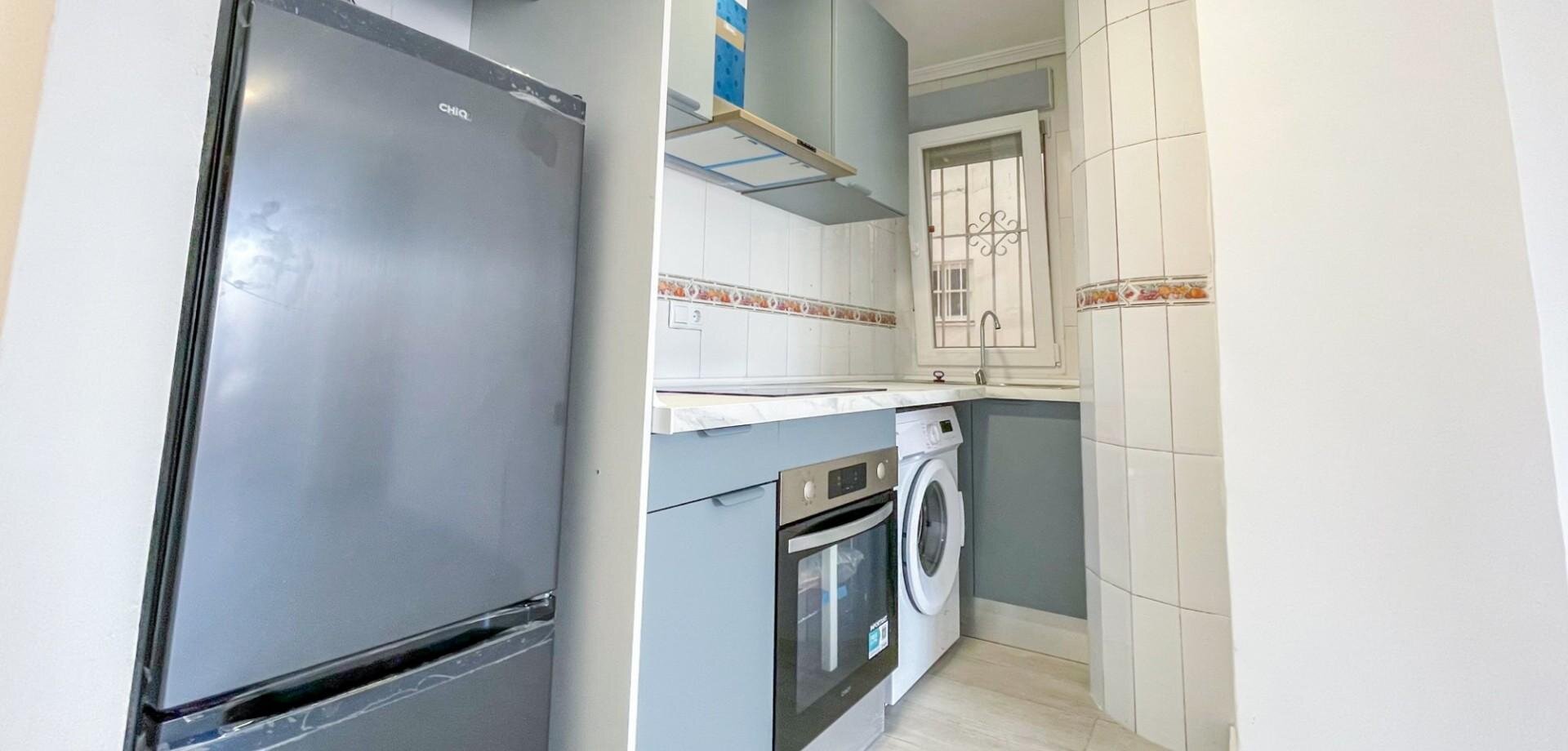 2-Bedroom Apartment in Estacion de Autobuses, Torrevieja - Image 15