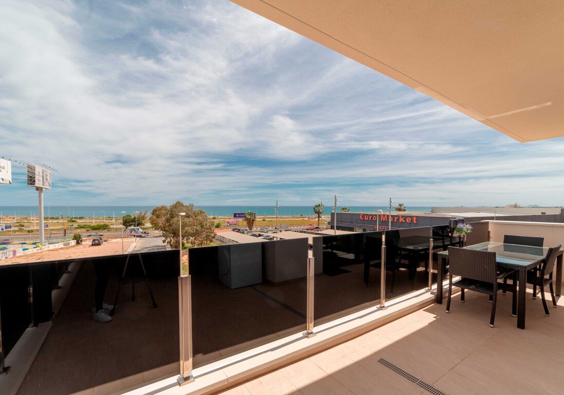 3-Bedroom Apartment in La Zenia, Orihuela Costa - Image 14