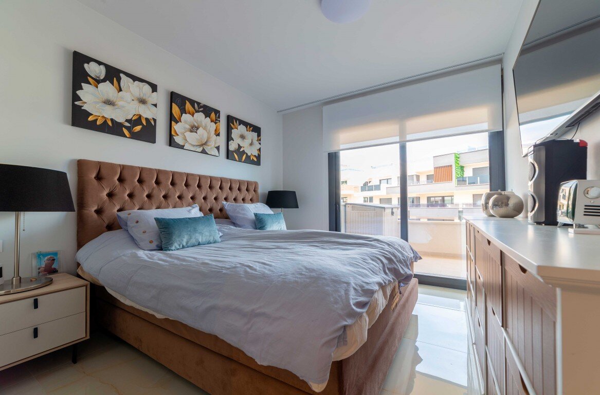 3-Bedroom Apartment in La Zenia, Orihuela Costa - Image 4