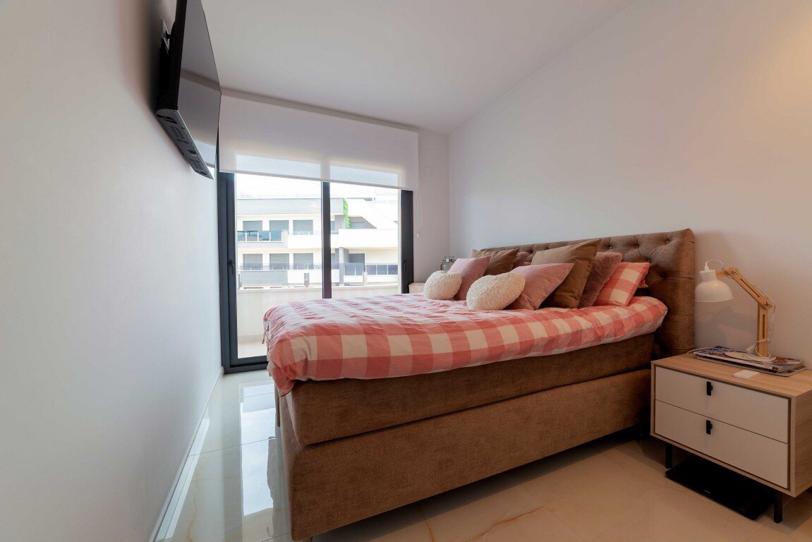 3-Bedroom Apartment in La Zenia, Orihuela Costa - Image 9