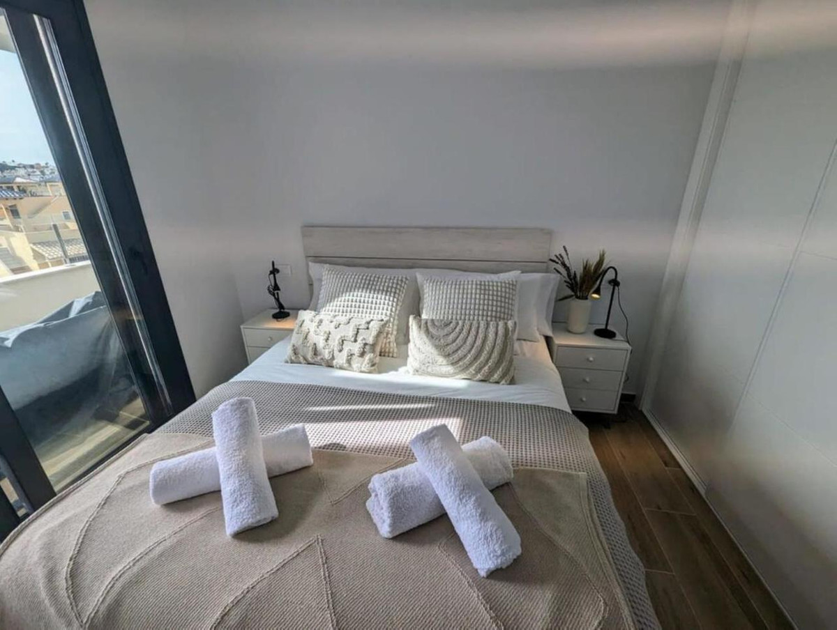 2-Bedroom Penthouse Apartment in Villamartin, Orihuela Co... - Image 19