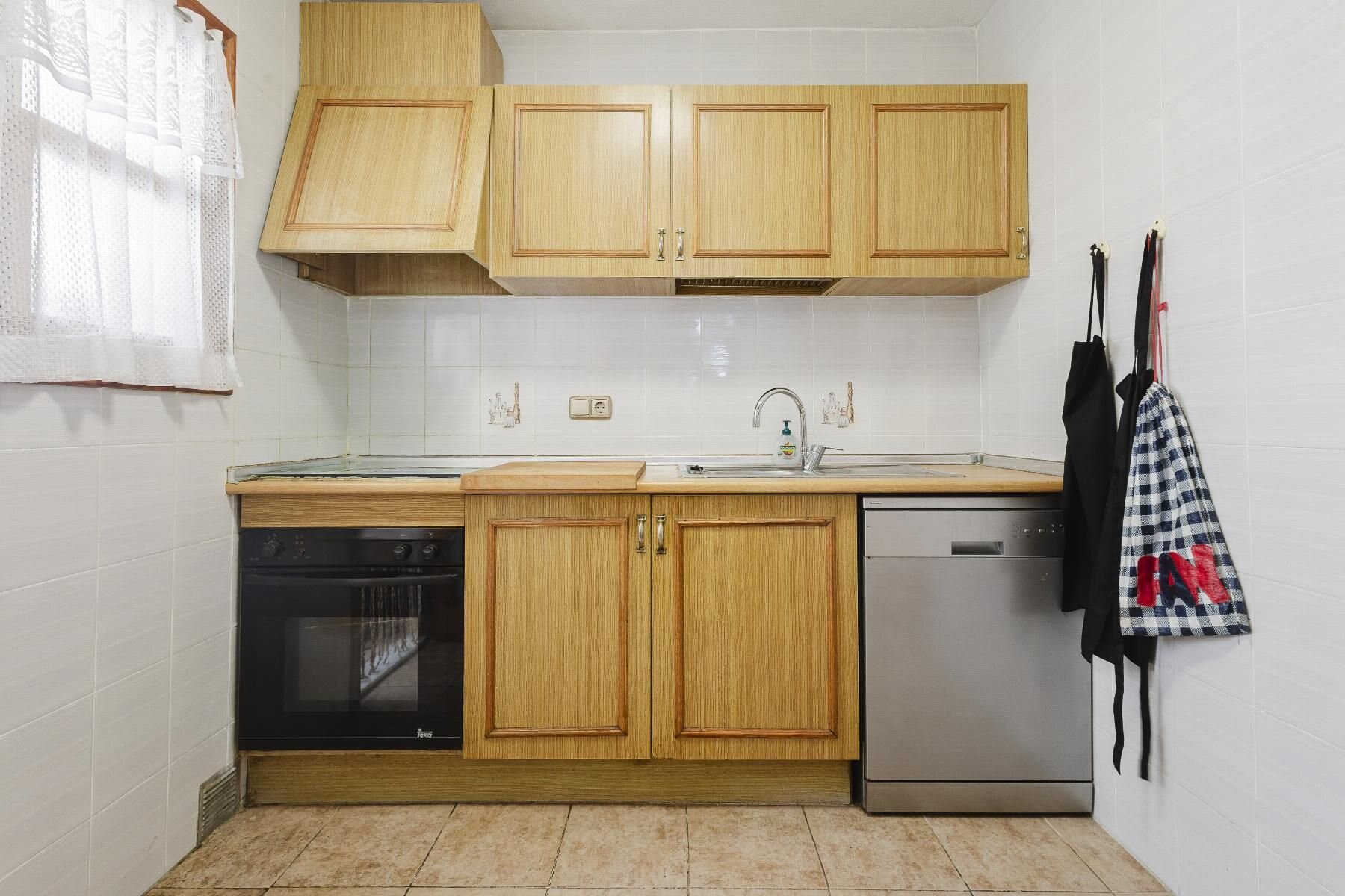 2-Bedroom Penthouse in Acequion, Torrevieja - Image 13
