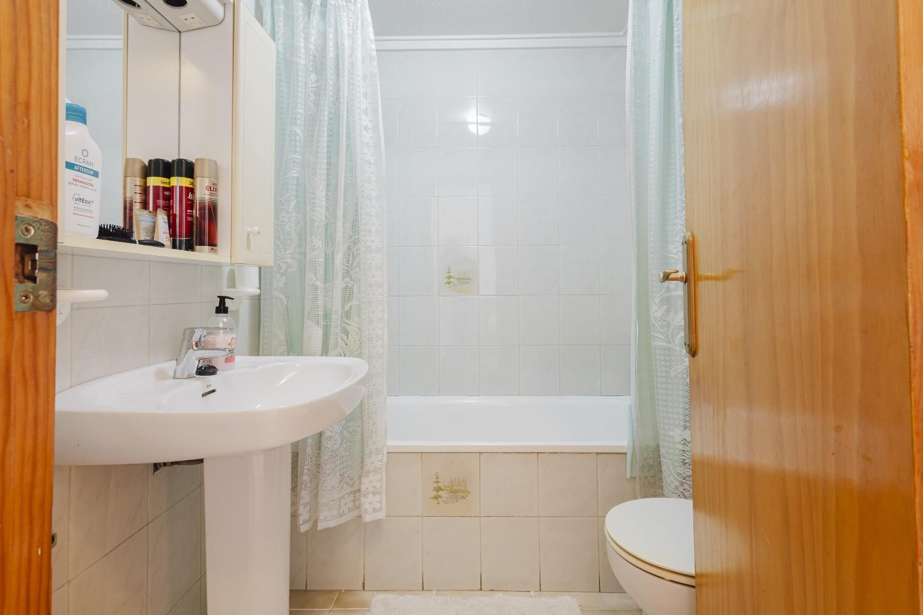 2-Bedroom Penthouse in Acequion, Torrevieja - Image 27