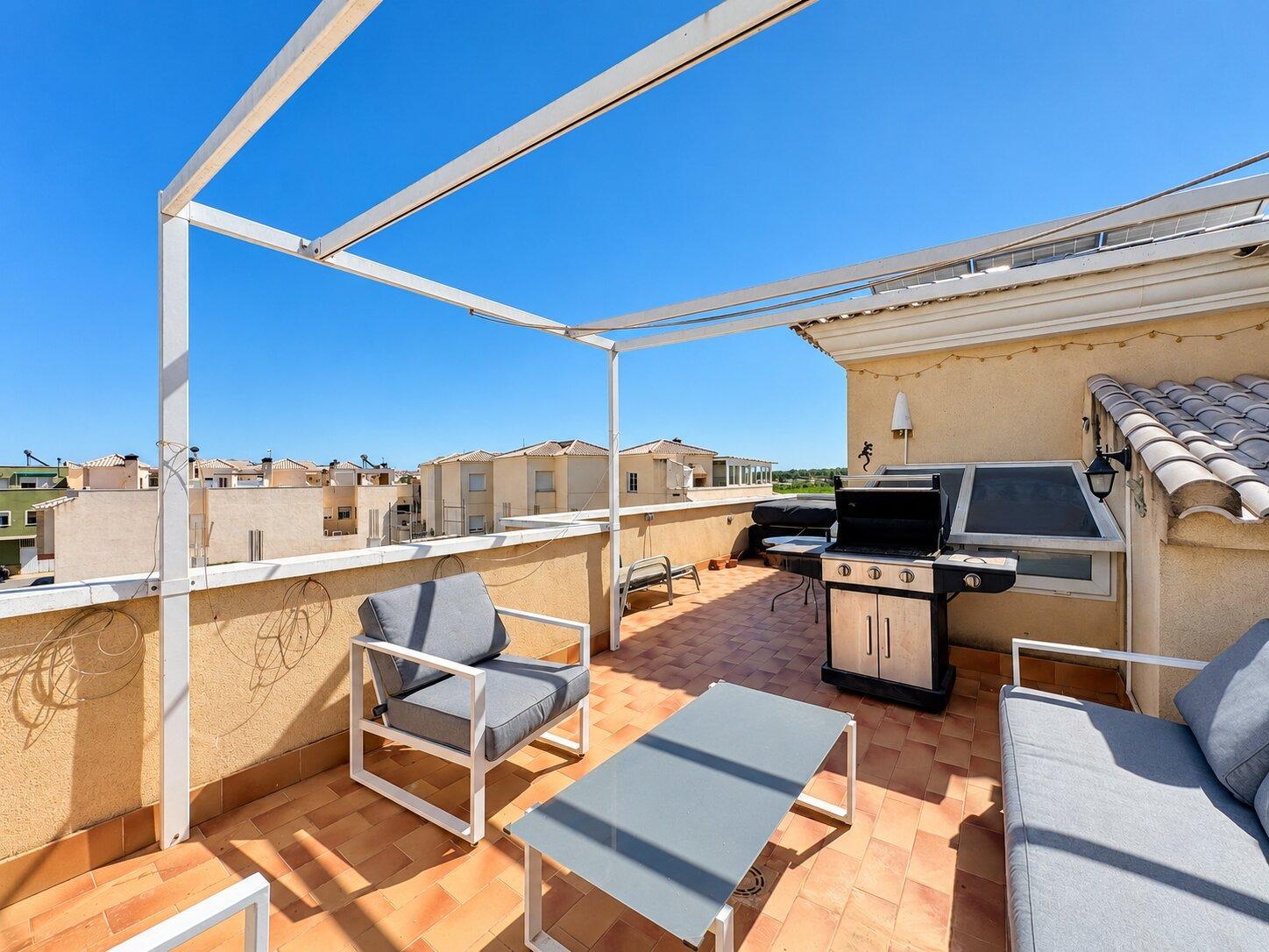 4-Bedroom Semi-detached house in Comunidad Valenciana, Almoradi - Image 16