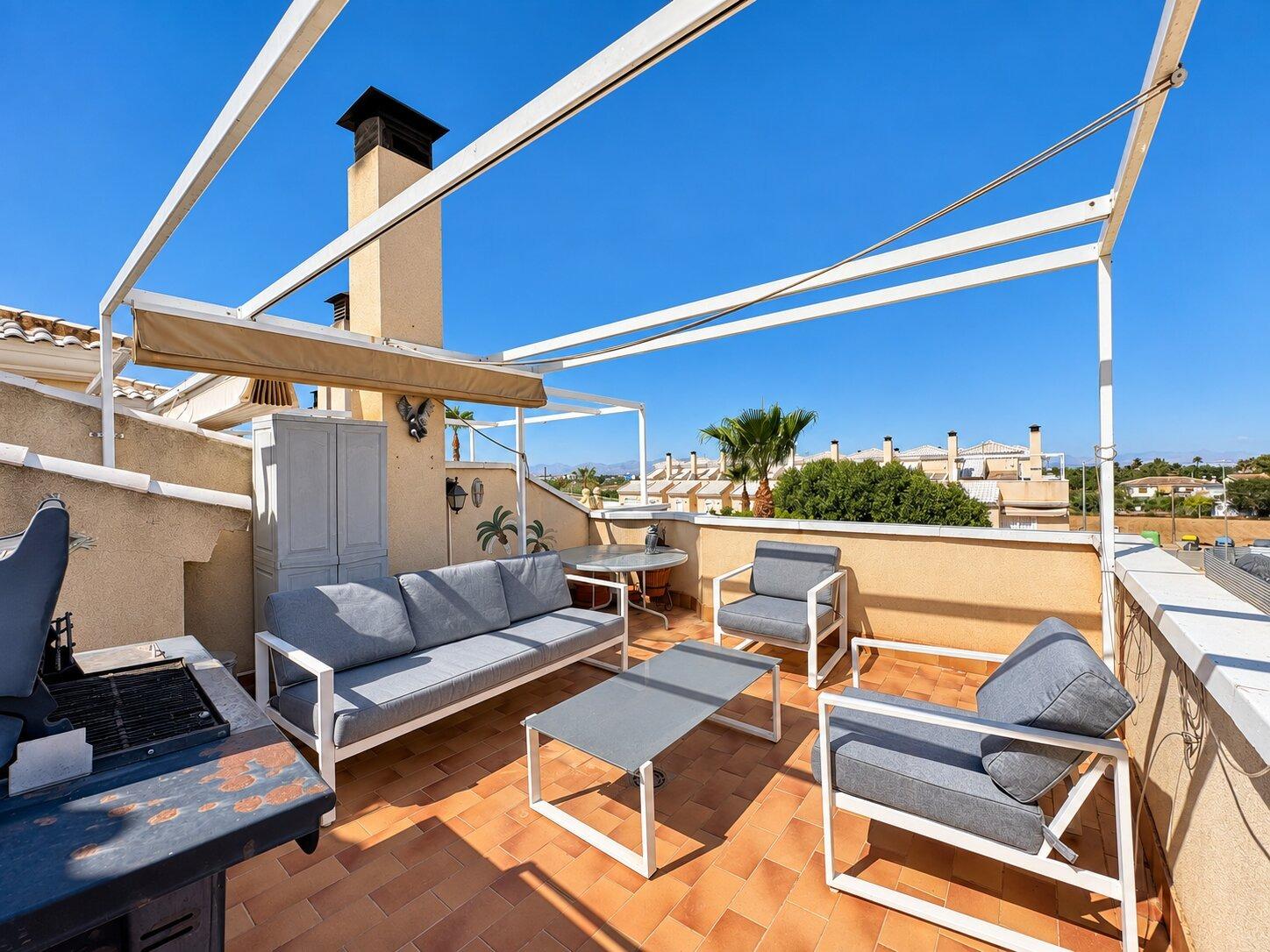 4-Bedroom Semi-detached house in Comunidad Valenciana, Almoradi - Image 17
